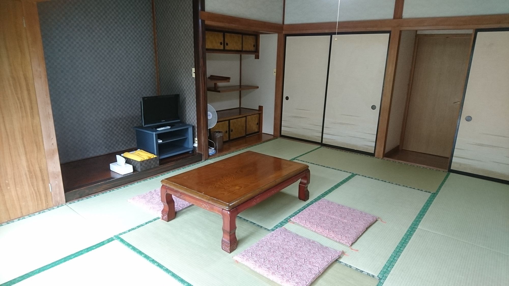 Villa Yamanami 야마나카코 외부 사진